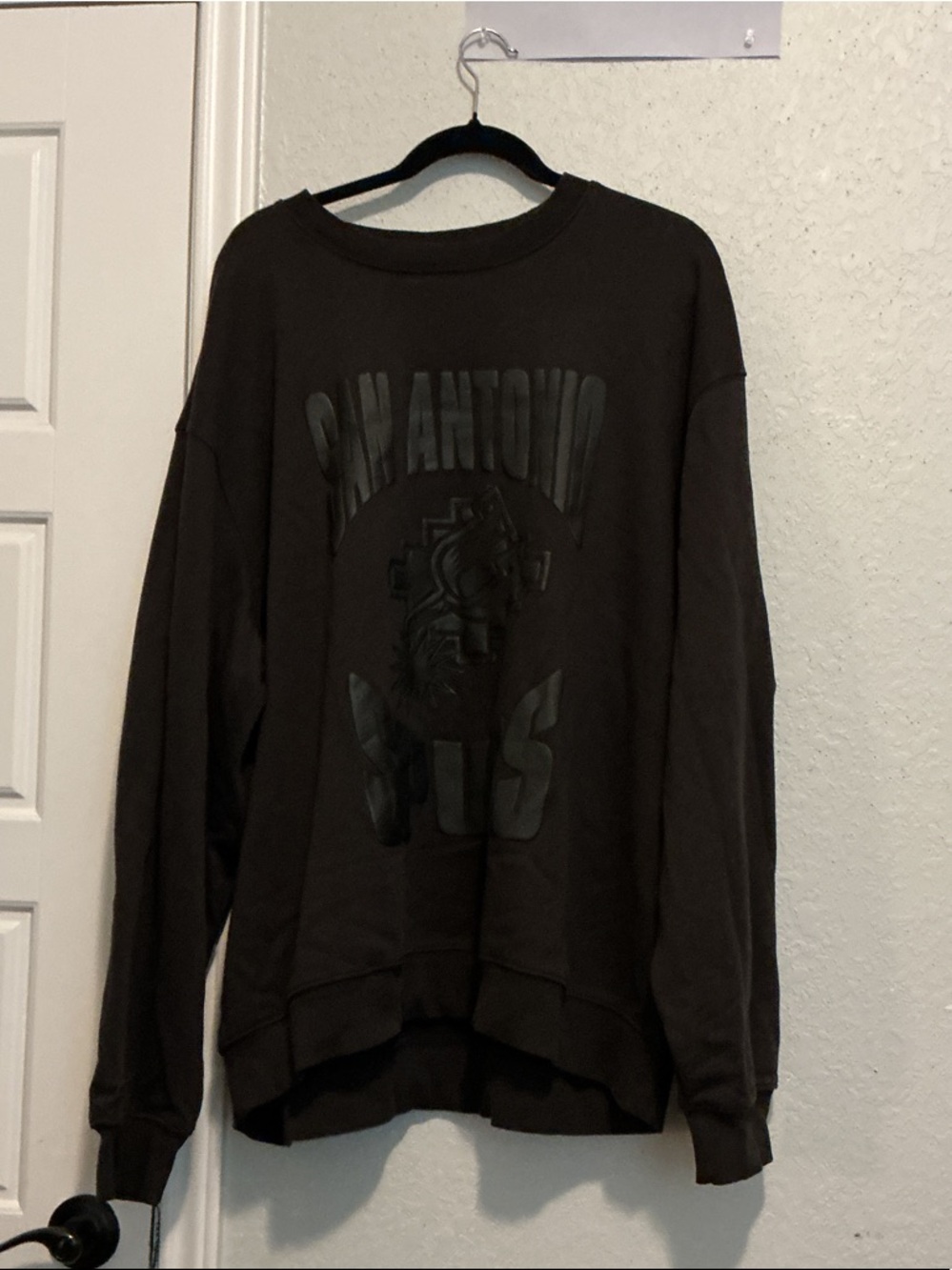 Men's Dark Brown Graphic Pullover Sweatshirt Spurs